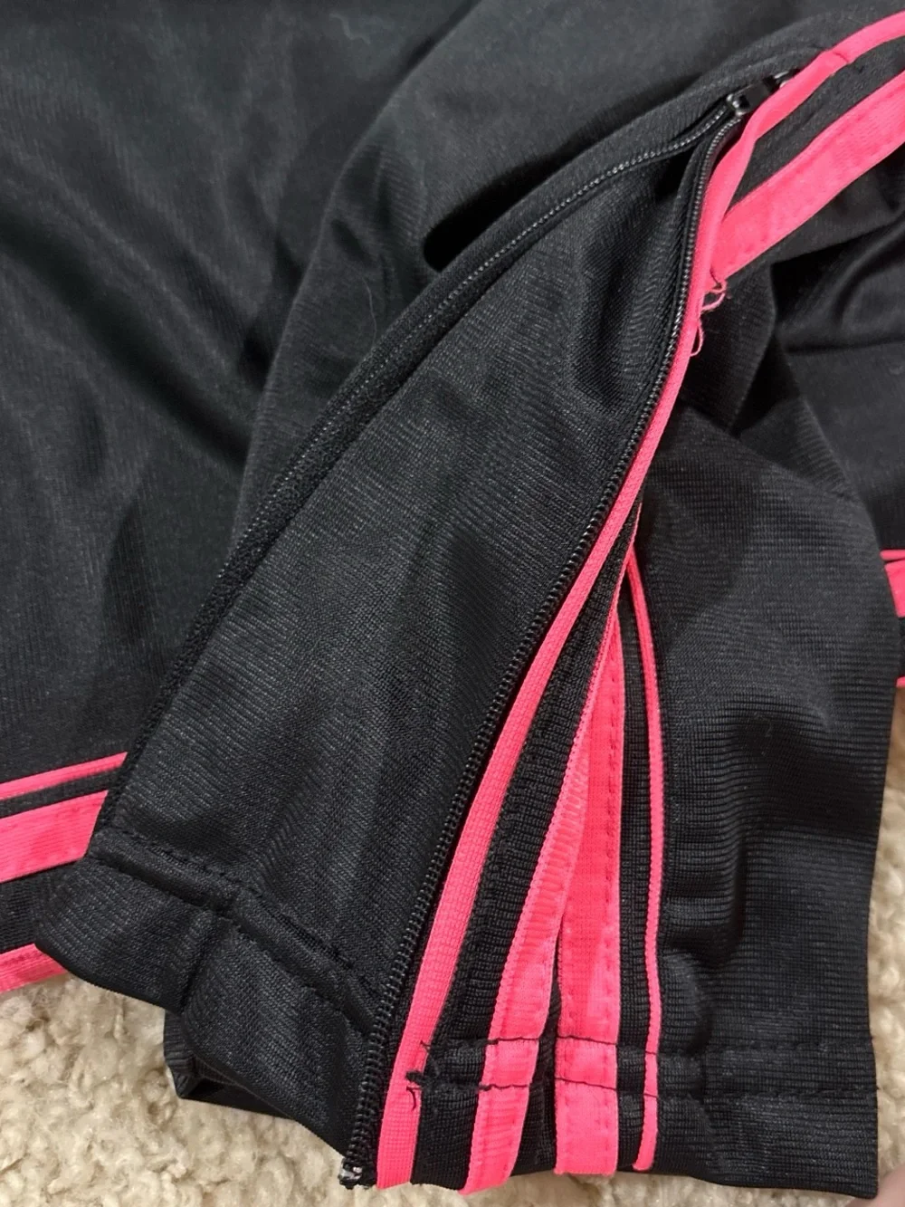 Bundle of 2 Victory Active Women’s Elastic Striped Track Pants Joggers Sz Medium - Picture 5 of 5